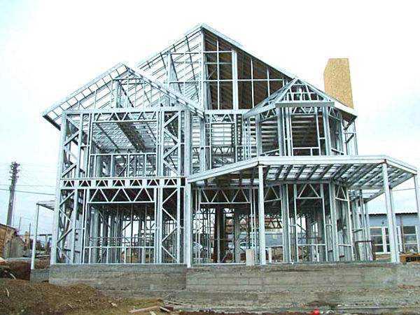 偃师钢结构建筑的腐蚀问题应该如何预防